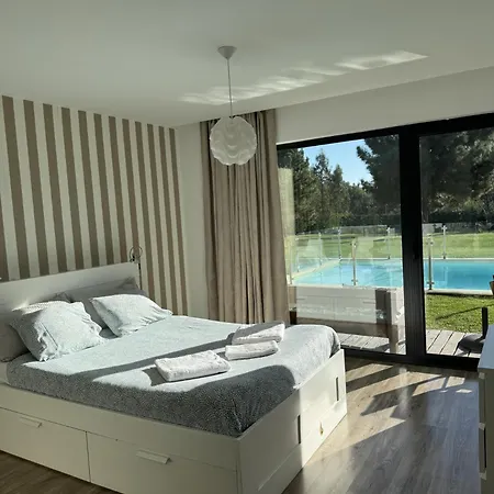 Дом отдыха Quinta Foz Arelho Piscina Aquecida Фош-ду-Арелью